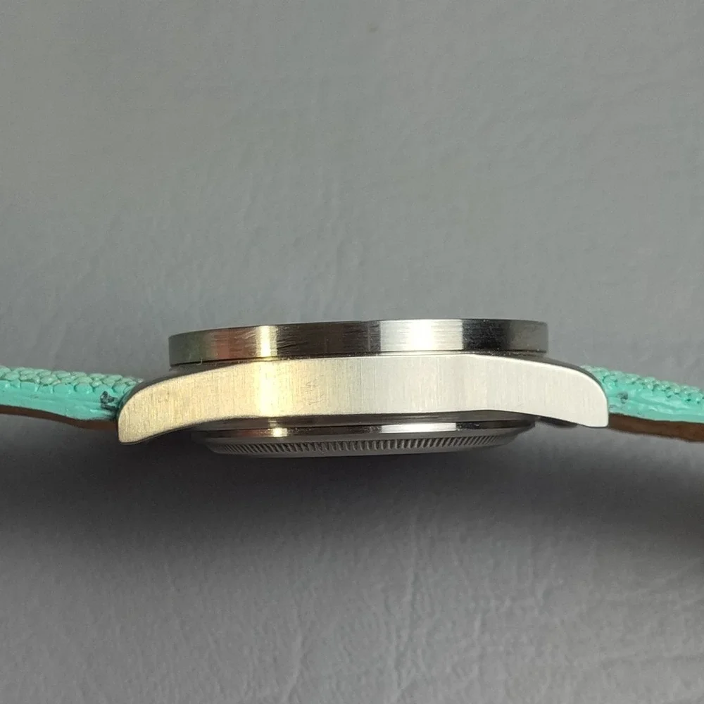 Becomb Diamond Genuine Stingray Watch‎ 